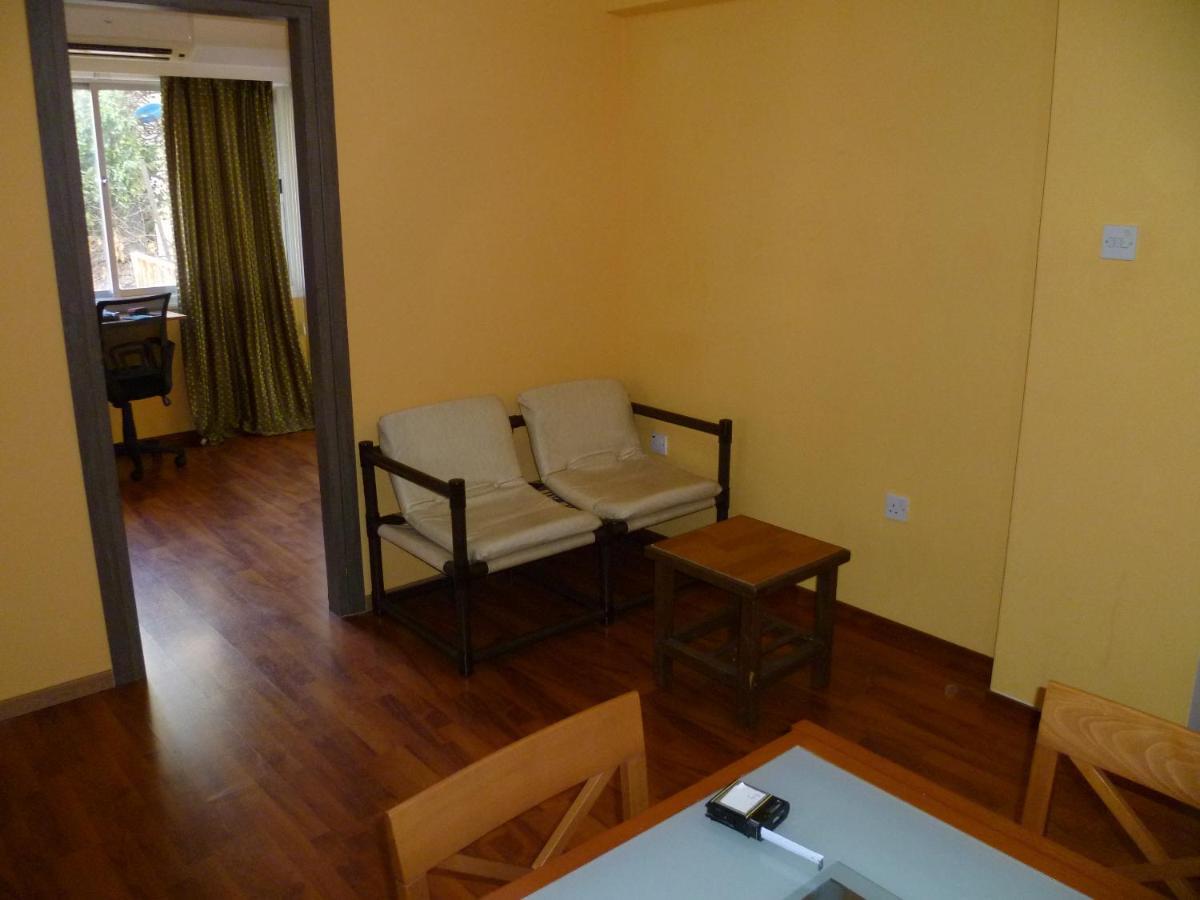 City Center Private 1 Or 2 Bedroom Flat - Dimofontos Nikosia Bagian luar foto
