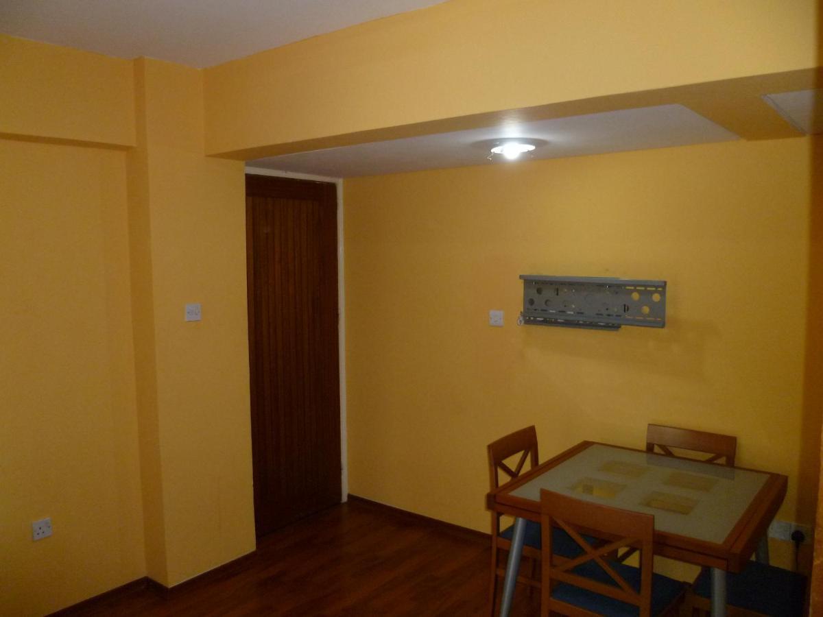 City Center Private 1 Or 2 Bedroom Flat - Dimofontos Nikosia Bagian luar foto
